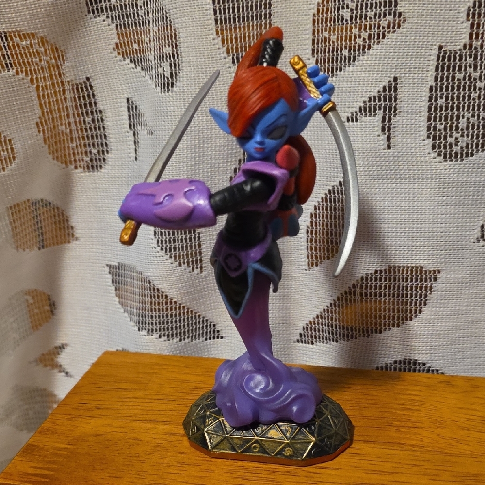 Skylanders Giants NINJINI Figure MAGIC Activision 2012